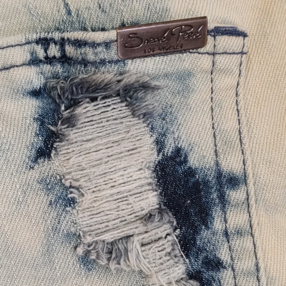 Sneak Peek Distressed High Rise Cut Off Denim Shorts - Picture 7 of 10